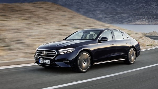 Top 10 Mid-Range Luxury Sedan of 2024